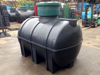 Емкость для воды подземная D3000 литров черная